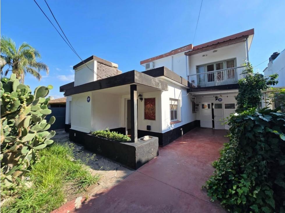 VENTA OPORTUNIDAD CASA PH 4 DORMITORIOS | LAS MALVINAS CARLOS PAZ - 1