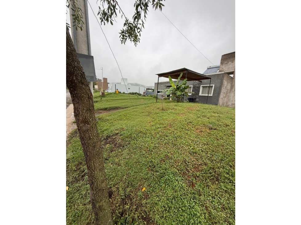 VENTA LOTE 360m² ETAPA 2 TEJAS 4 | UBICADO CERCA DEL INGRESO AL BARRIO - 3