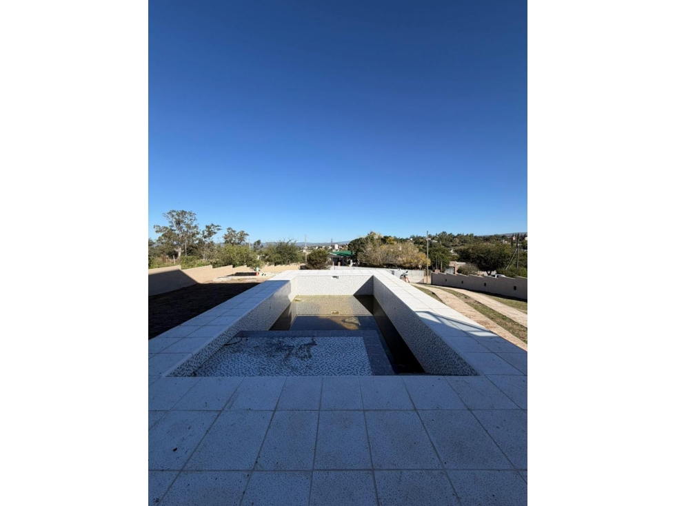 VENTA CASA A ESTRENAR 2 DORMITORIOS | A 100 METROS DE LA RUTA | TANTI - 5