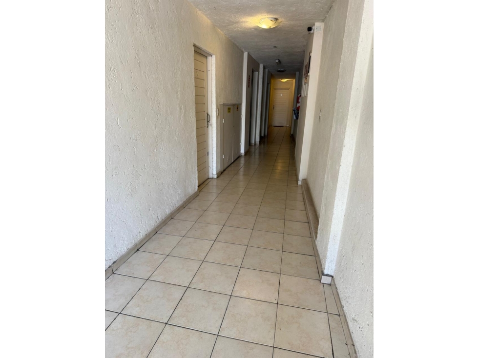 VENTA DEPARTAMENTO 2 DORMITORIOS CON PATIO Y COCHERA CENTRO CARLOS PAZ — foto 6
