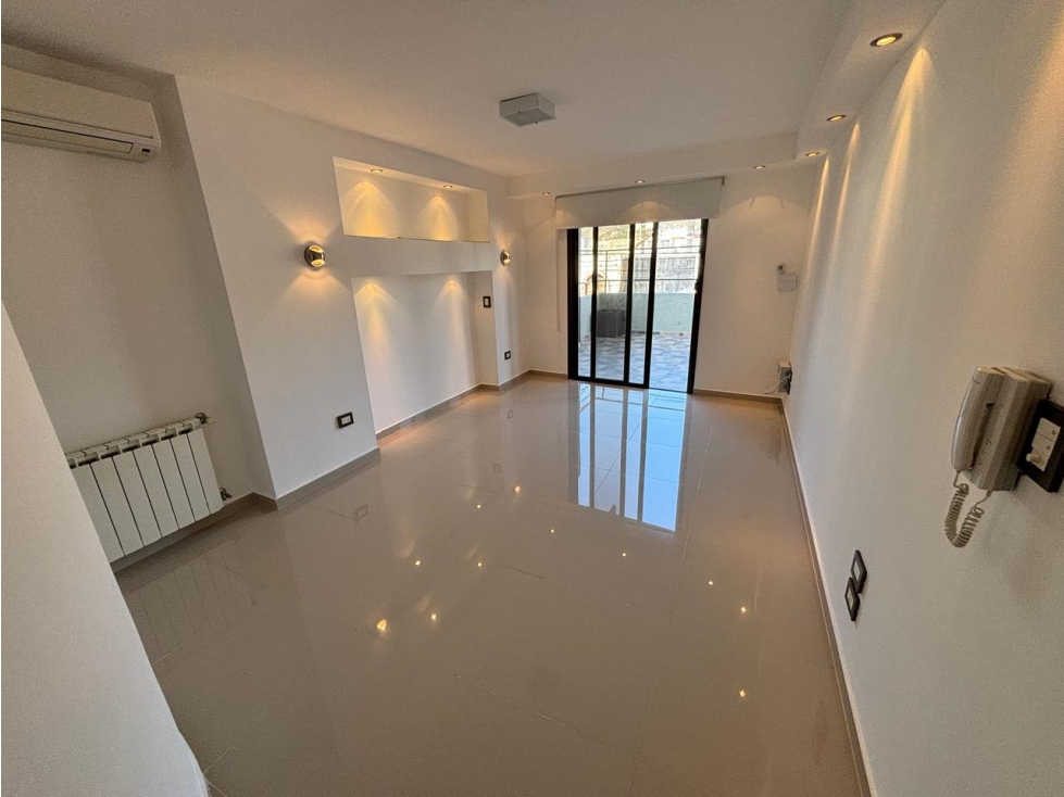 VENTA DEPARTAMENTO DE CATEGORIA 3 DORMITORIOS CENTRICO CARLOS PAZ - 1
