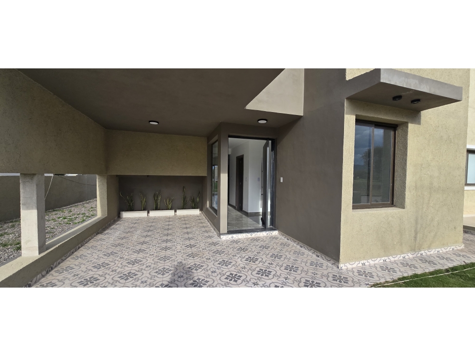 VENTA CASA DE CATEGORIA A ESTRENAR 3 DORMITORIOS TEJAS 4 MALAGUEÑO — foto 3