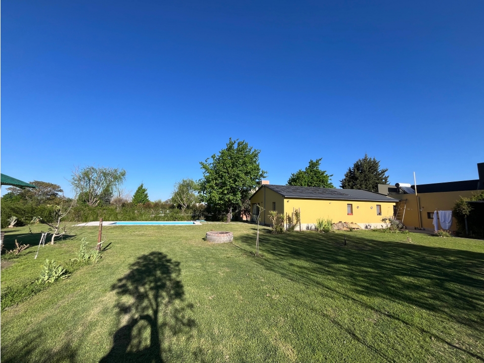 VENTA CASA 3 DORMITORIOS SOBRE LOTE DE 1.500 M² VALLE DEL GOLF - 4