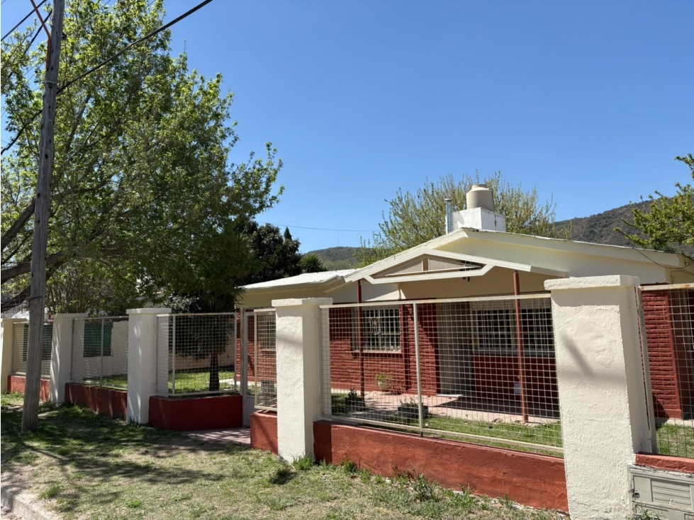 VENTA CASA 3 DORMITORIOS APTO CREDITO EL CANAL CARLOS PAZ — foto 5