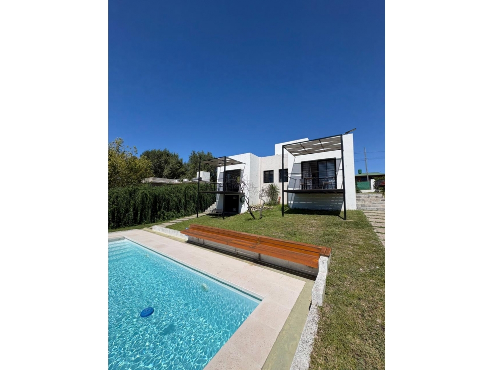 VENTA CASA + 2 CABAÑAS| TANTI VISTA A LAS SIERRAS + RENTA INMEDIATA - 3