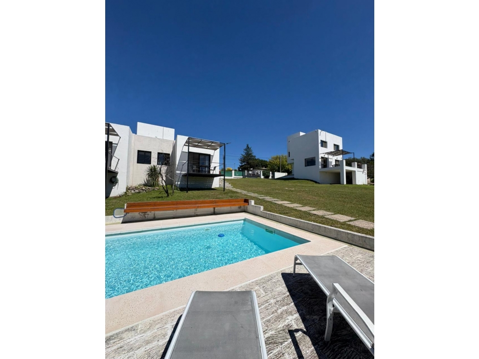 VENTA CASA + 2 CABAÑAS| TANTI VISTA A LAS SIERRAS + RENTA INMEDIATA - 4