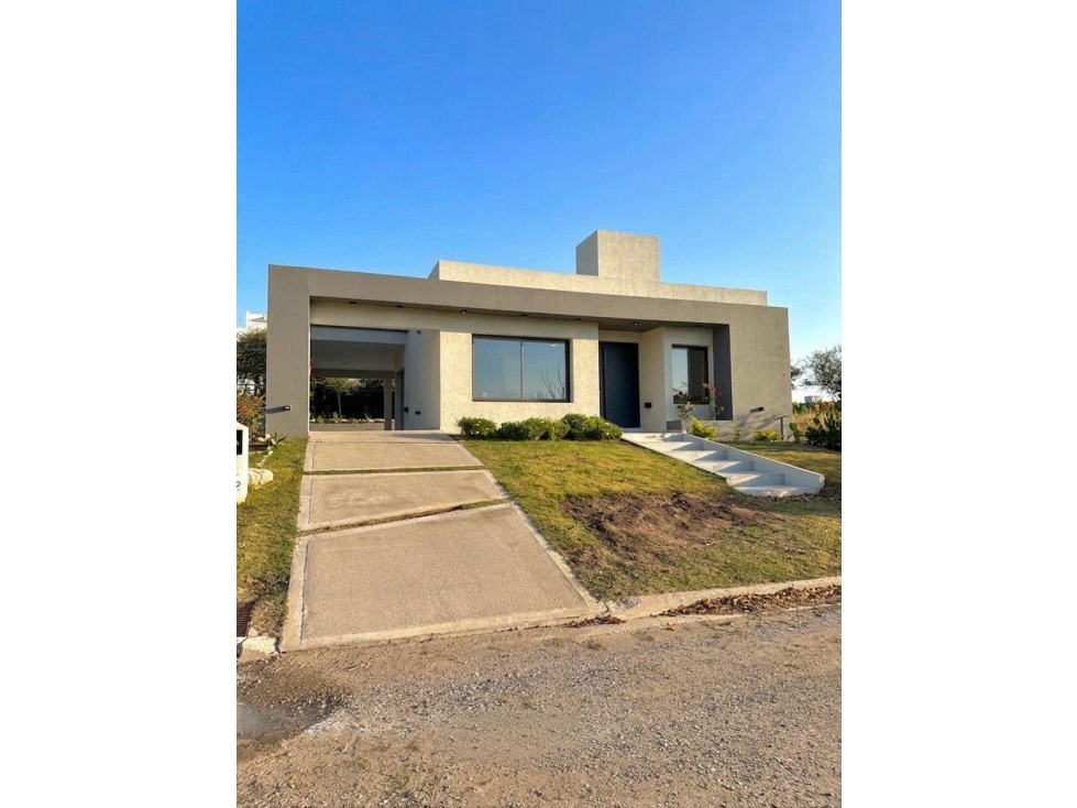 VENTA CASA 2 DORMITORIOS EN SOLA PLANTA TEJAS 4 MALAGUEÑO