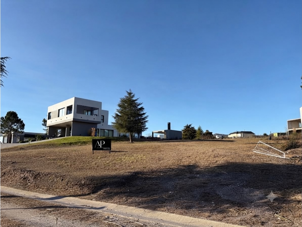 VENTA LOTE DE 1320m² BARRIO PRIVADO CARLOS PAZ GOLF ETAPA 1 - 1