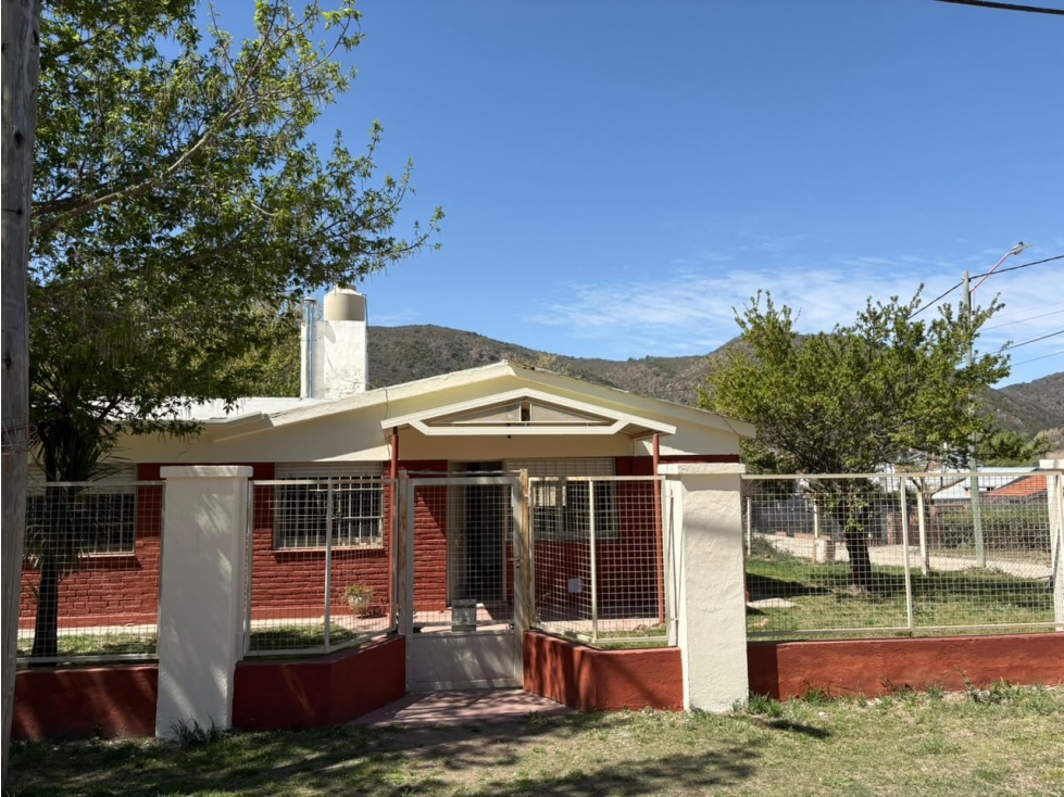 VENTA CASA 3 DORMITORIOS APTO CREDITO EL CANAL CARLOS PAZ