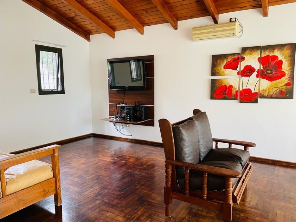 VENTA CASA 4 DORMITORIOS CON PILETA VILLA DEL LAGO CARLOS PAZ — foto 5