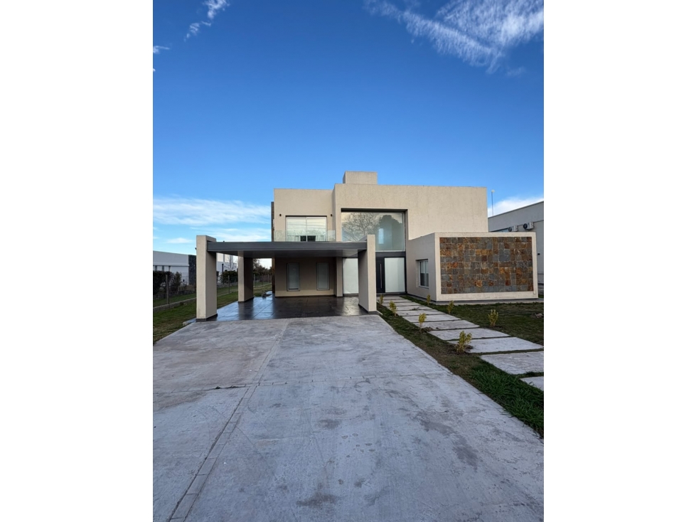 VENTA CASA A ESTRENAR AMOBLADA DE DISEÑO | LA ARBOLADA HOLLYWOOD — foto 2