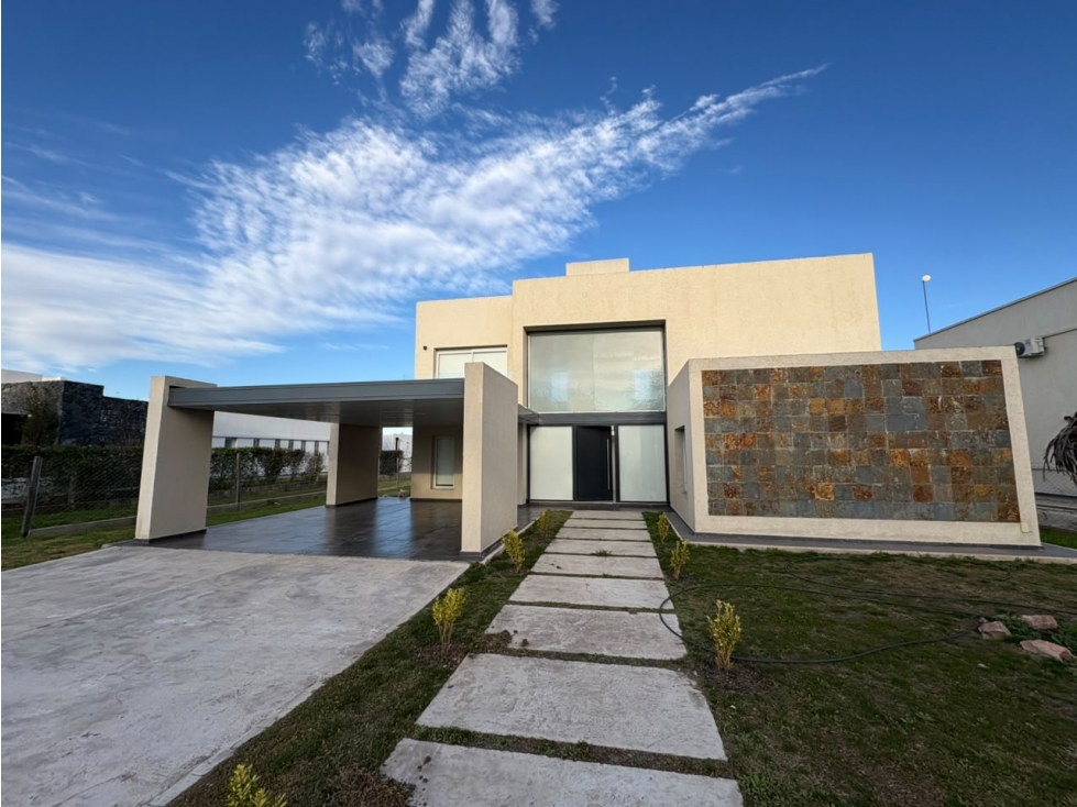 VENTA CASA A ESTRENAR AMOBLADA DE DISEÑO | LA ARBOLADA HOLLYWOOD