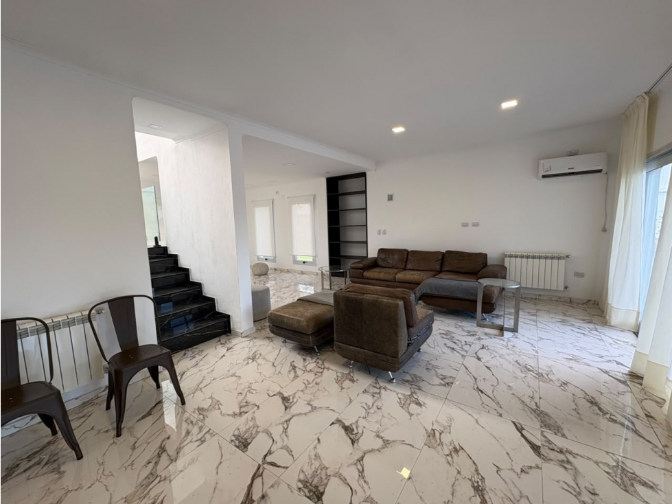 VENTA CASA A ESTRENAR AMOBLADA DE DISEÑO | LA ARBOLADA HOLLYWOOD — foto 4