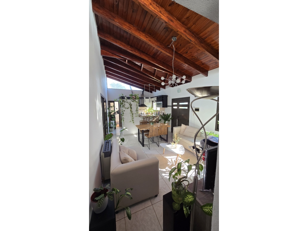 VENTA PH INDEPENDIENTE B° LOS ALGARRBOS CARLOS PAZ | Sin expensas - 3