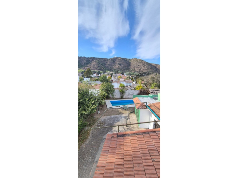 VENTA OPORTUNIDAD CASA 3 DORM. + DEPARTAMENTO JOSE MUÑOZ CARLOS PAZ