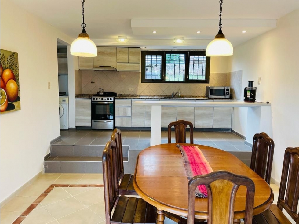 VENTA CASA 4 DORMITORIOS CON PILETA VILLA DEL LAGO CARLOS PAZ — foto 6