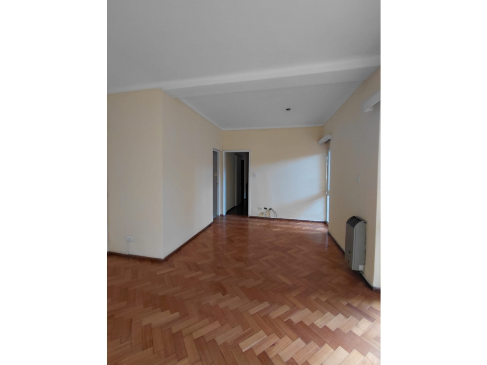 INKASA INMOBILIARIA - ALQUILA CASA EN BARRIO BOMBAL - GODOY CRUZ - 5