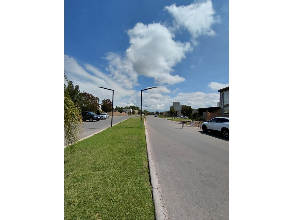 INKASA INMOBILIARIA - VENDE CASA EN BARRIO PRIVADO LOMAS DE RUSSELL - 6
