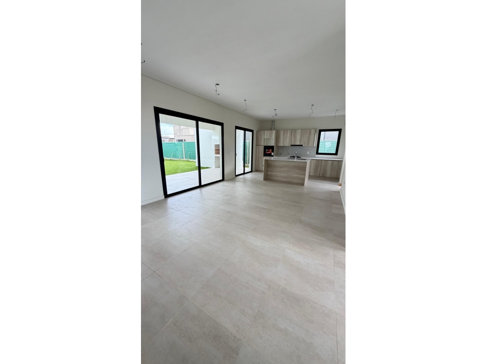 INKASA INMOBILIARIA - VENDE CASA EN BARRIO PRIVADO LAR DE BOEDO - 5