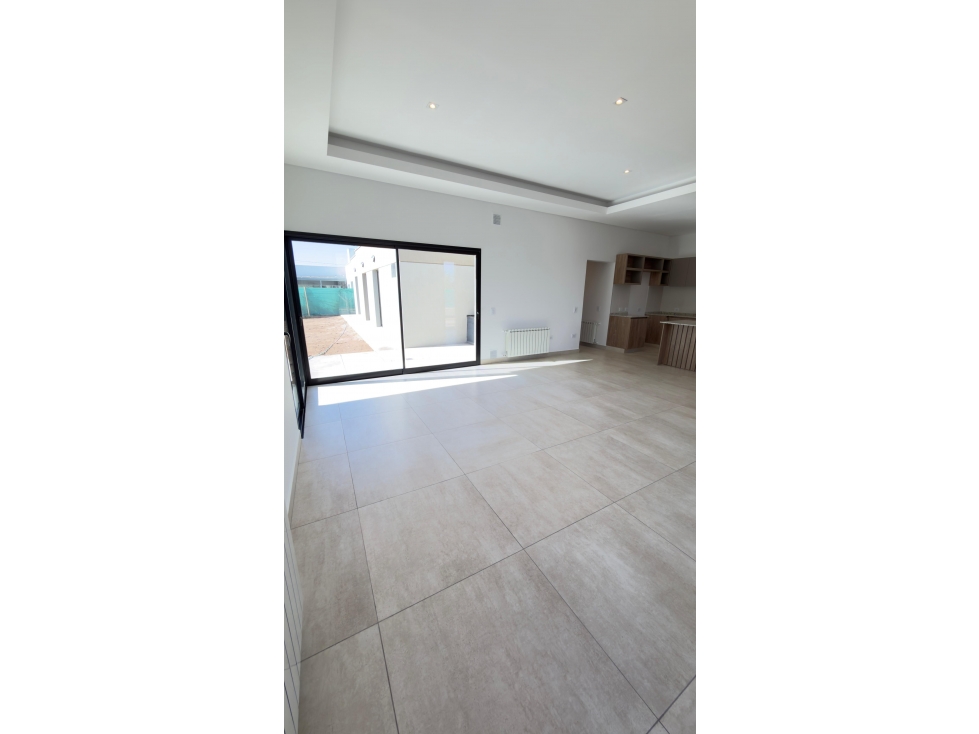 INKASA INMOBILIARIA - VENDE CASA EN BARRIO PRIVADO MILCAYAC I - 4