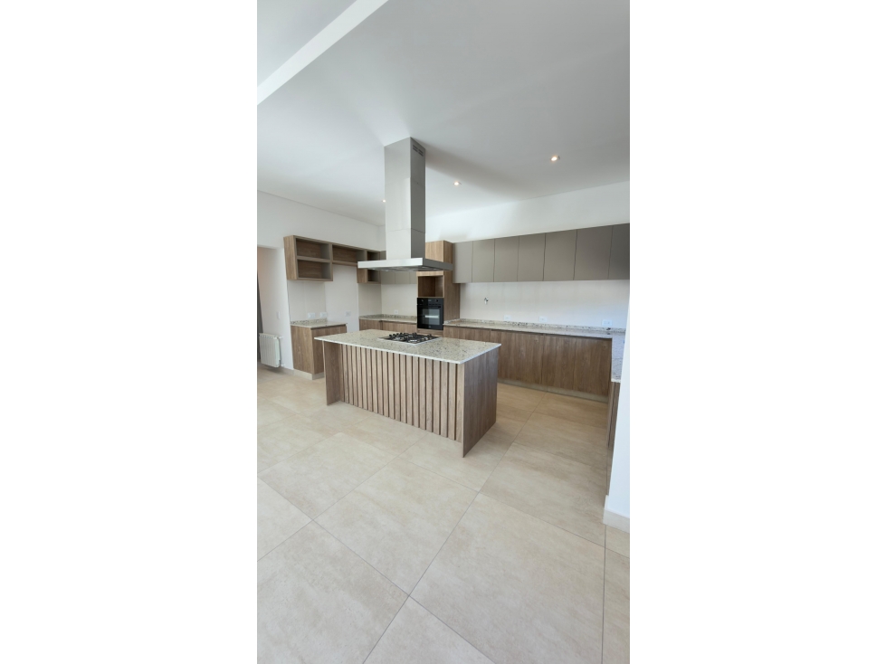 INKASA INMOBILIARIA - VENDE CASA EN BARRIO PRIVADO MILCAYAC I - 5