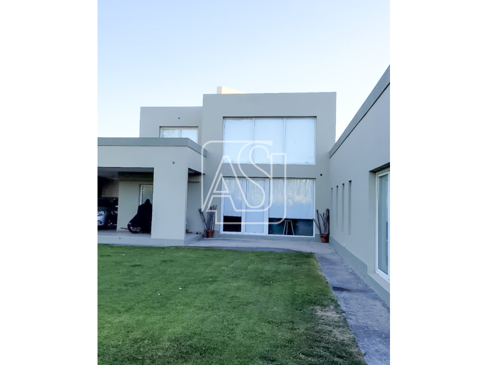 Casa Residencial COMAHUE - 2