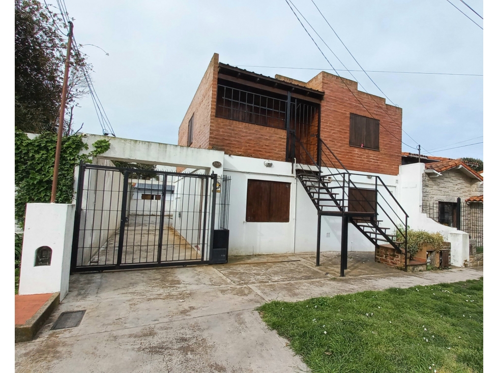 P.H. de 3 amb. con cochera, sin expensas, en Alquiler permanente. — foto 2