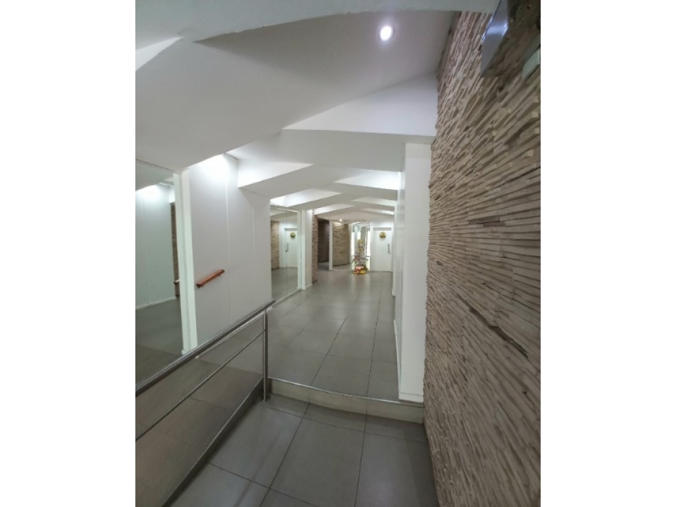 ***RESERVADO*** Mono-ambiente. A la calle con balcón. Cel. 2235421919. - 6