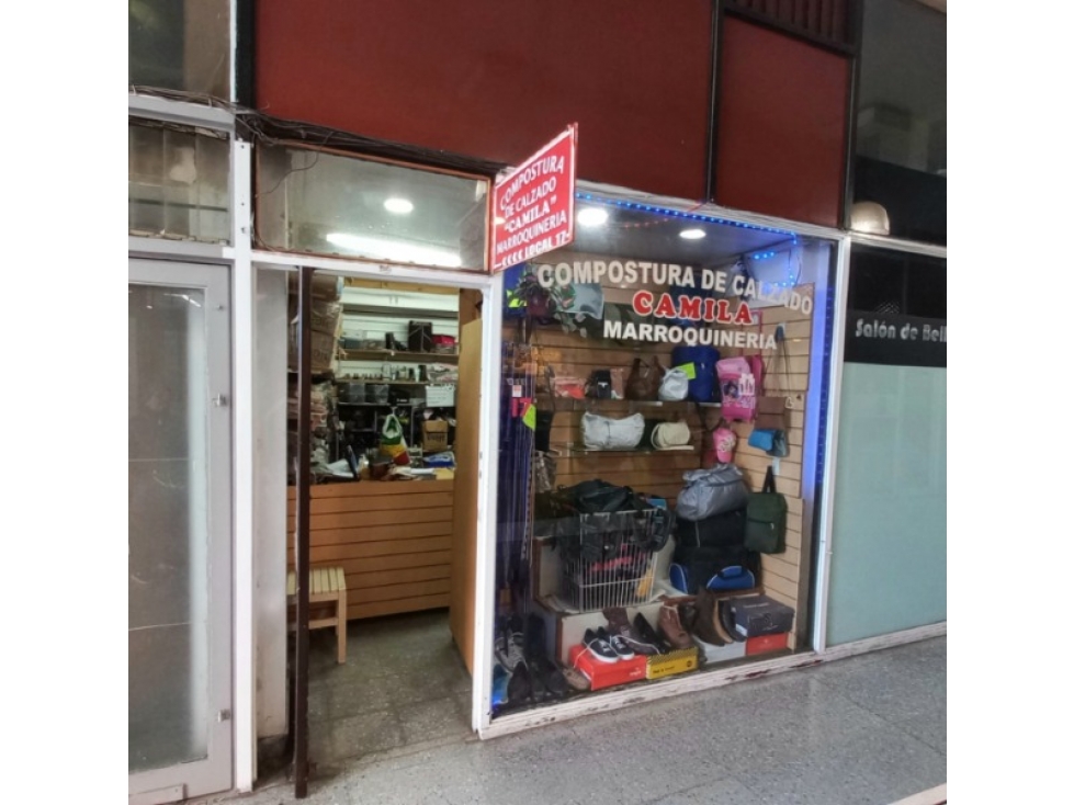 Venta. Local en Galería Morán. Cel. 223 5421919