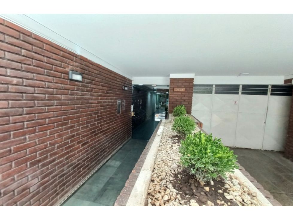 Venta. Mono-ambiente con balcón. Reciclado, amoblado y equipado. — foto 3