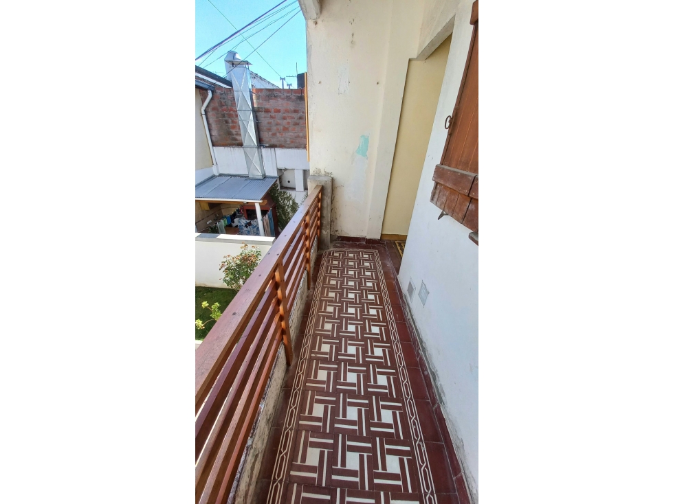 PH 3 amb. en Alquiler. Barrio Pompeya. Cel. 2235421919 - 5