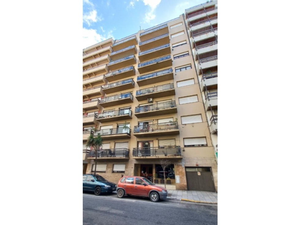 Departamento 4 amb. 2 baños y Cochera. La Perla. Cel 2235421919 - 2