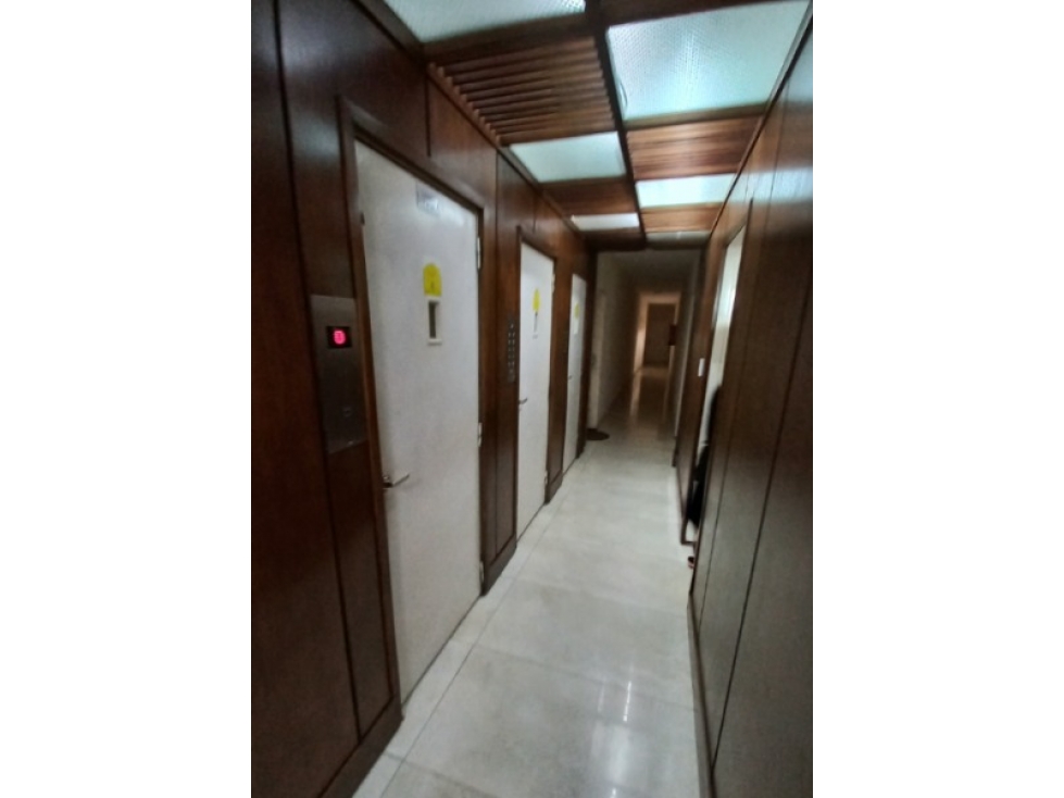 Departamento 4 amb. 2 baños y Cochera. La Perla. Cel 2235421919 - 6