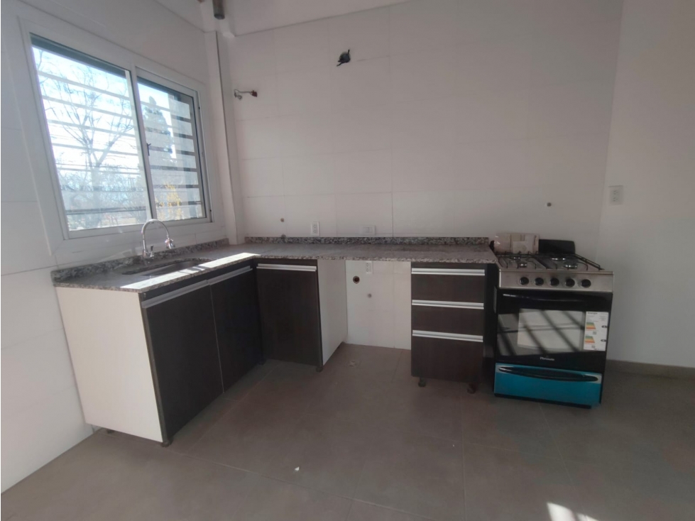 VENDE DEPARTAMENTOS A ESTRENAR Ubicado en CALLE J.A. MAZA, MAIPU - 4