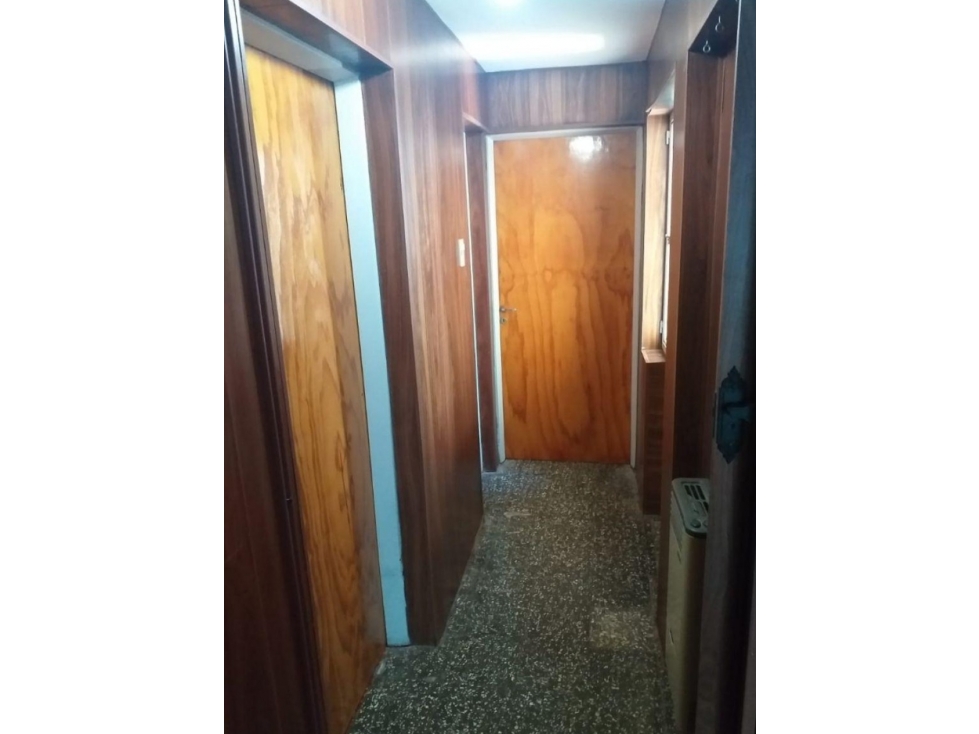VENDE CASA CON DEPARTAMENTO en calle O Higgins casi Indep. Las Heras - 5