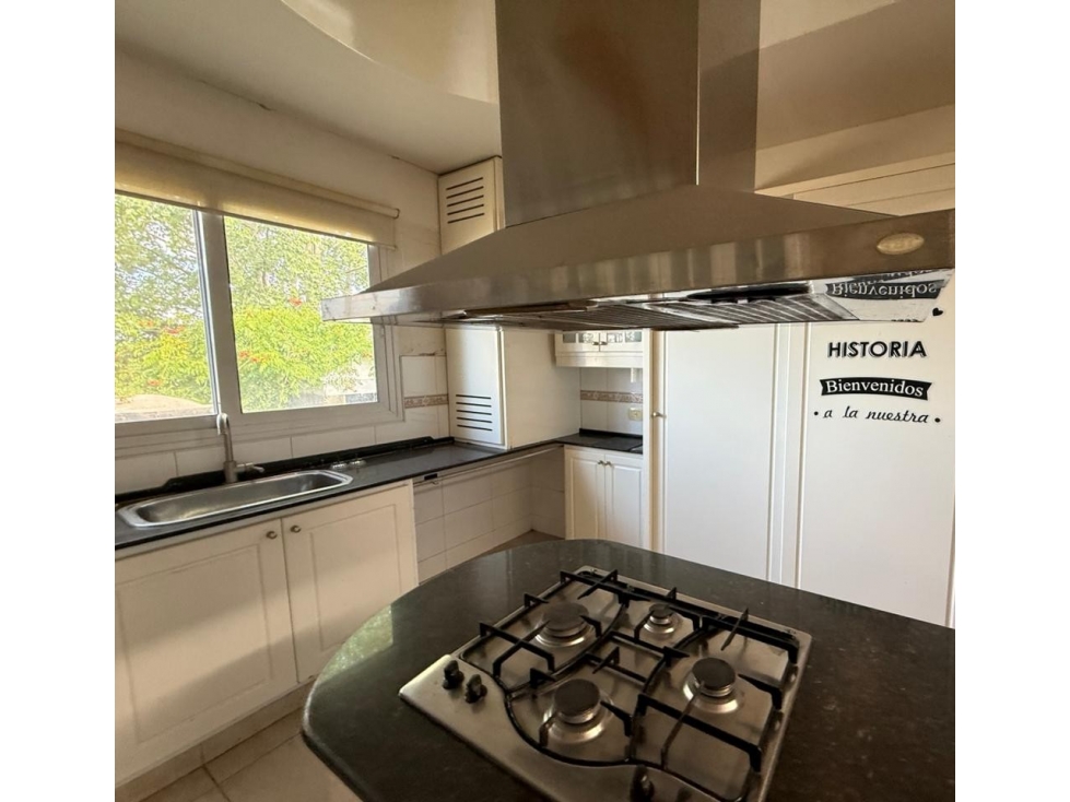 VENDE CASA EN B° LA CAPILLA, VISTALBA, LUJÁN DE CUYO, MENDOZA. — foto 4