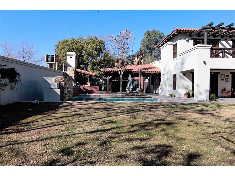 VENTA CASA- CALLE PUEYRREDON- LUJAN - MENDOZA — foto 2
