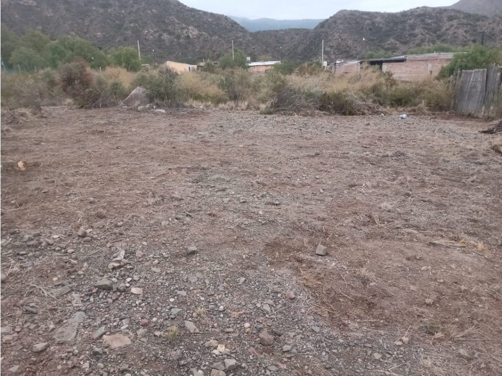 VENDE LOTE ubicado en B° Balcones de Cerro Arco, El Challao, Las Heras - 2