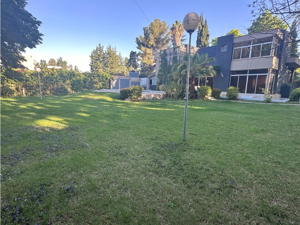 VENDE IMPORTANTE PROPIEDAD EN LA PUNTILLA, LUJÁN DE CUYO, MENDOZA. — foto 2