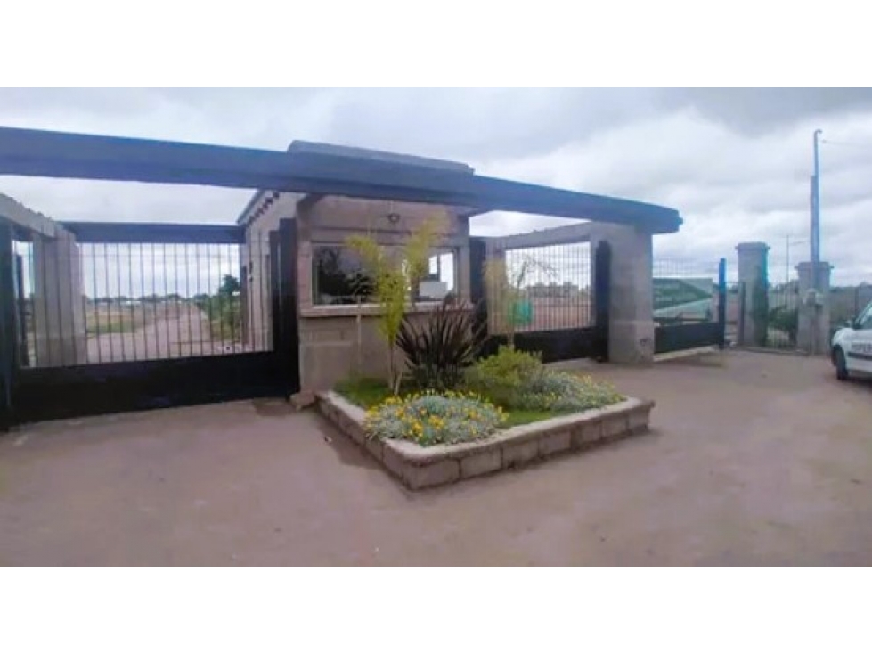 VENDE LOTES - PINAR DEL SOL 9- MAIPU - 2