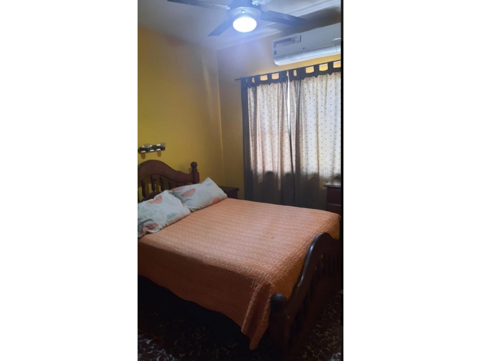 VENDE CASA CON DEPARTAMENTO en calle O Higgins casi Indep. Las Heras - 6
