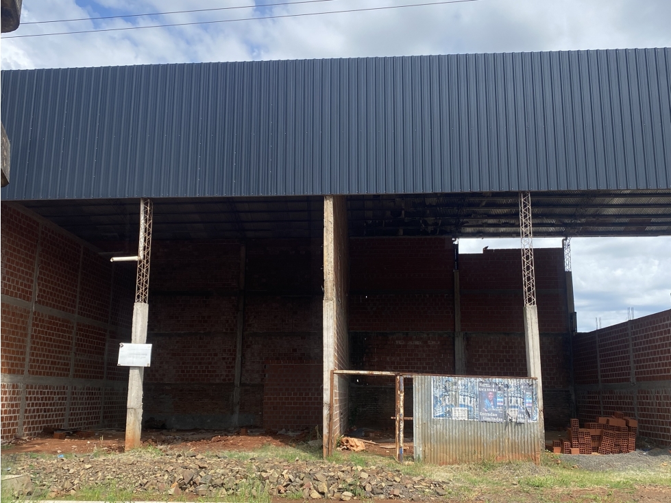 ALQUILO LOCALES EN CONSTRUCCION . RUTA 213 Y QUARANTA POS MNES - 2
