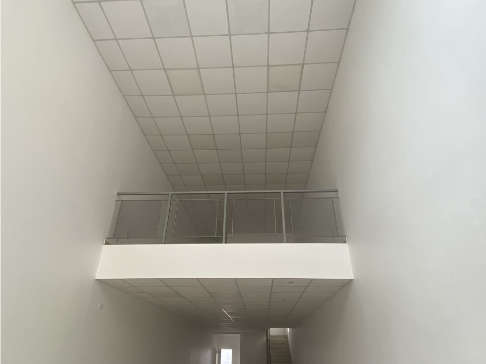 ALQUILO LOCAL COMERCIAL EN MICROCENTRO, POS MNES - 3