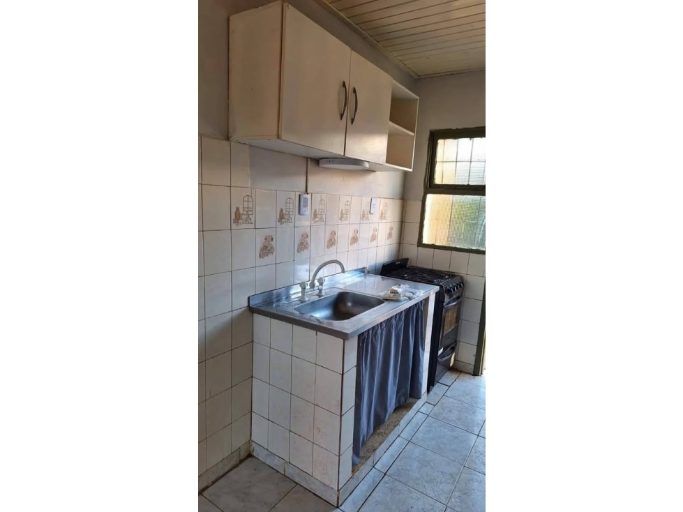 VENDO DEPARTAMENTO 2 DORM. AV. 115 Y AV. LOPEZ Y PLANES, POSADAS. - 3