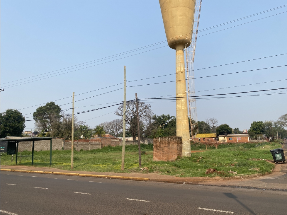 VENDO EXCELENTE TERRENO EN ESQ - AV . LOPEZ Y PLANES POS - 3