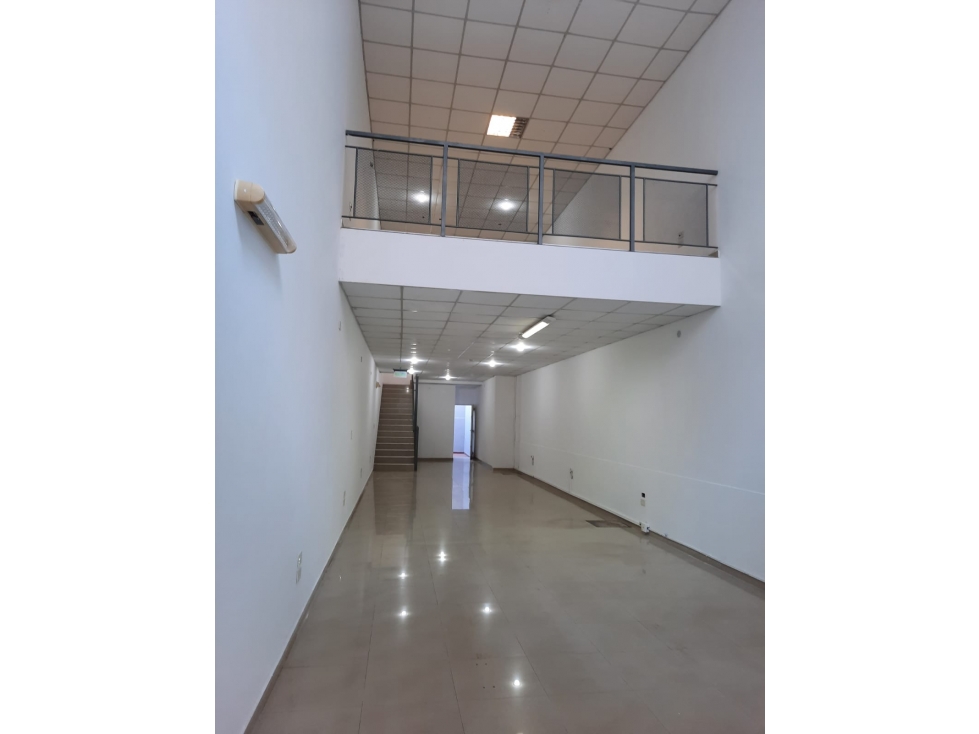 ALQUILO LOCAL COMERCIAL EN MICROCENTRO, POS MNES - 5