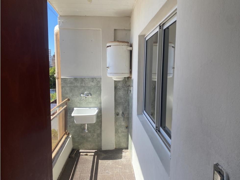 ALQUILO DTO 1 DORM CENTRICO POS MNES - 4