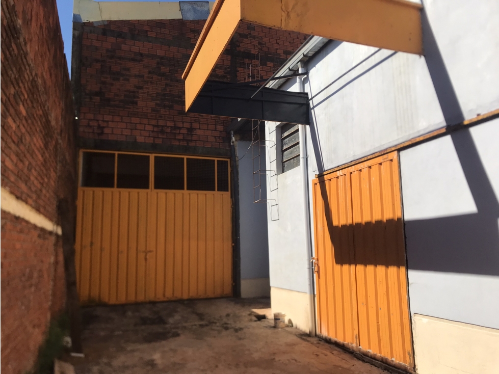 ALQUILO DEPOSITO ZONA URUGUAY Y TRINCHERA POS MNES - 5
