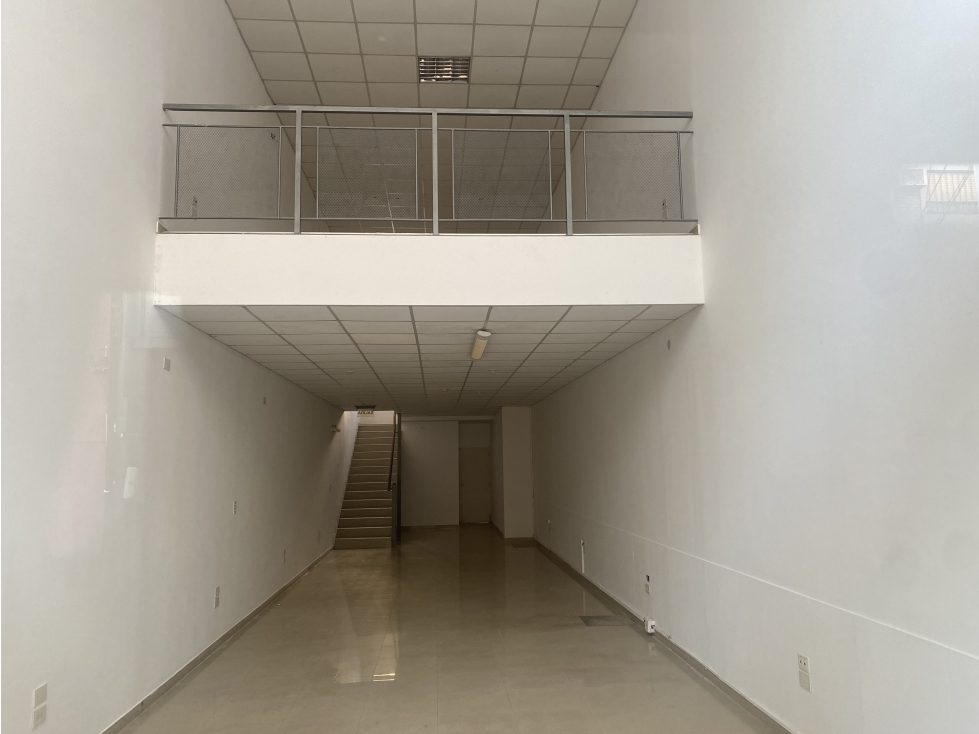 ALQUILO LOCAL COMERCIAL EN MICROCENTRO, POS MNES - 4
