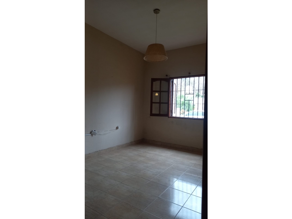 Se VENDE casa en Las Higueras - 2
